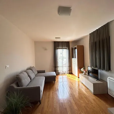 아파트 Apartments Vacanza 자다르